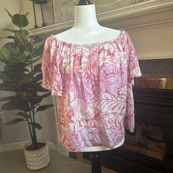GAP Pink and White Flutter Sleeve off the shoulder  Blouse size Large - Picture 3 of 6
